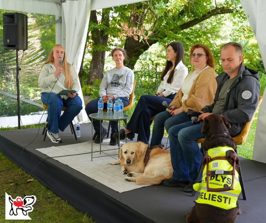 Šunys asistentai